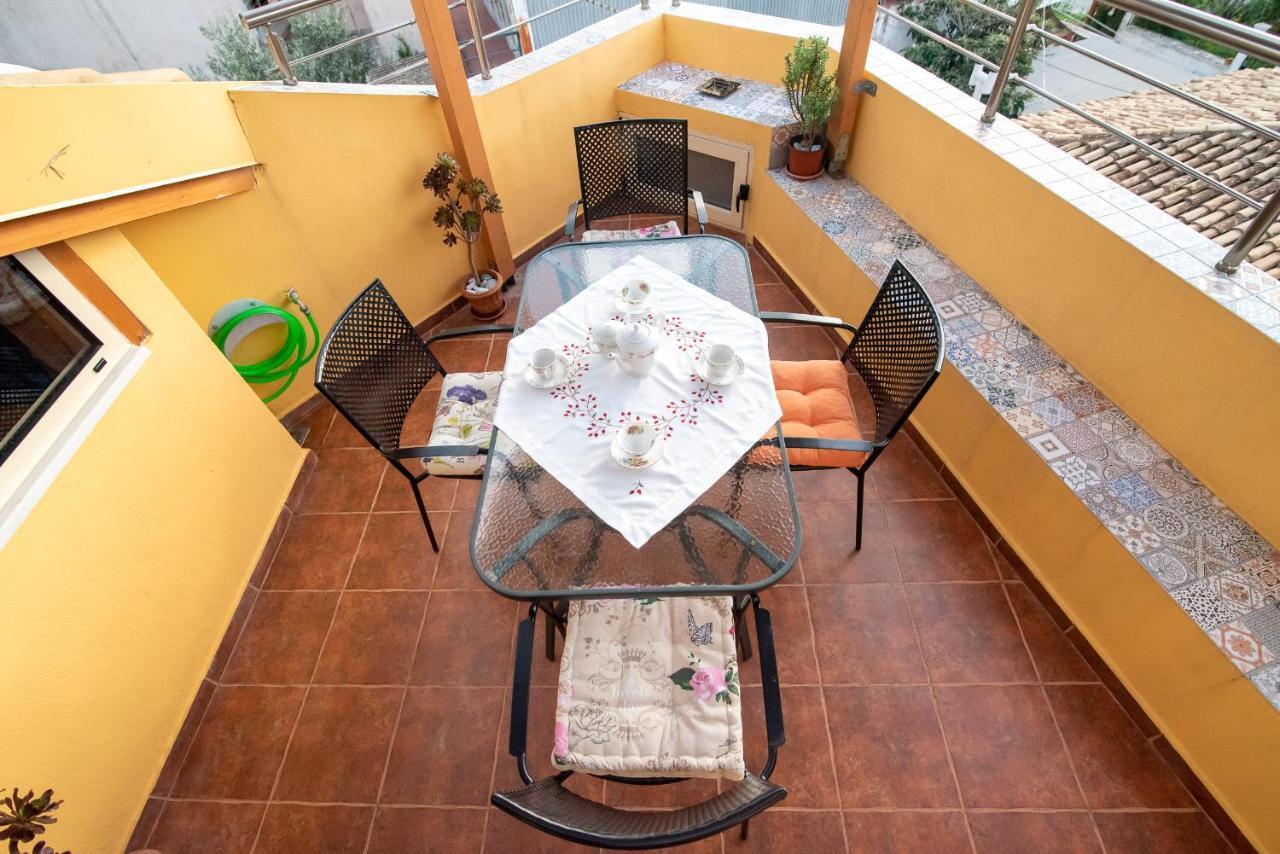 דירות פרבזה Soffitta Luminosa מראה חיצוני תמונה